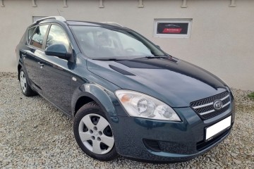 Lift ŚLICZNA 1.4 Benzyna BOGATA WERSJA Oryginał WYJĄTKOWA 2011r Serwis