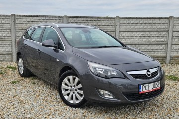 ZADBANA 1.7 CDTi Diesel NIEZAWODNA Oszczędna 2011r Kombi